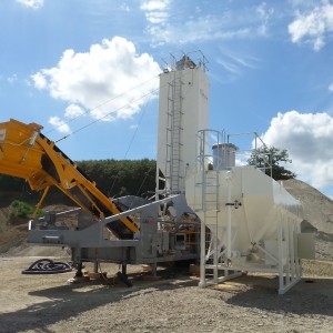 Gallagher Group Kent Rapidmix mobile continuous concrete mixing plant pugmill HBM (Hydraulically Bound Material) and RCC (Roller Compacted Concrete)