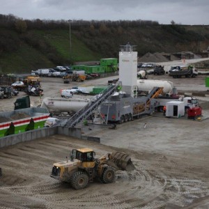 Gallagher Group Kent Rapidmix mobile continuous concrete mixing plant pugmill HBM (Hydraulically Bound Material) and RCC (Roller Compacted Concrete)