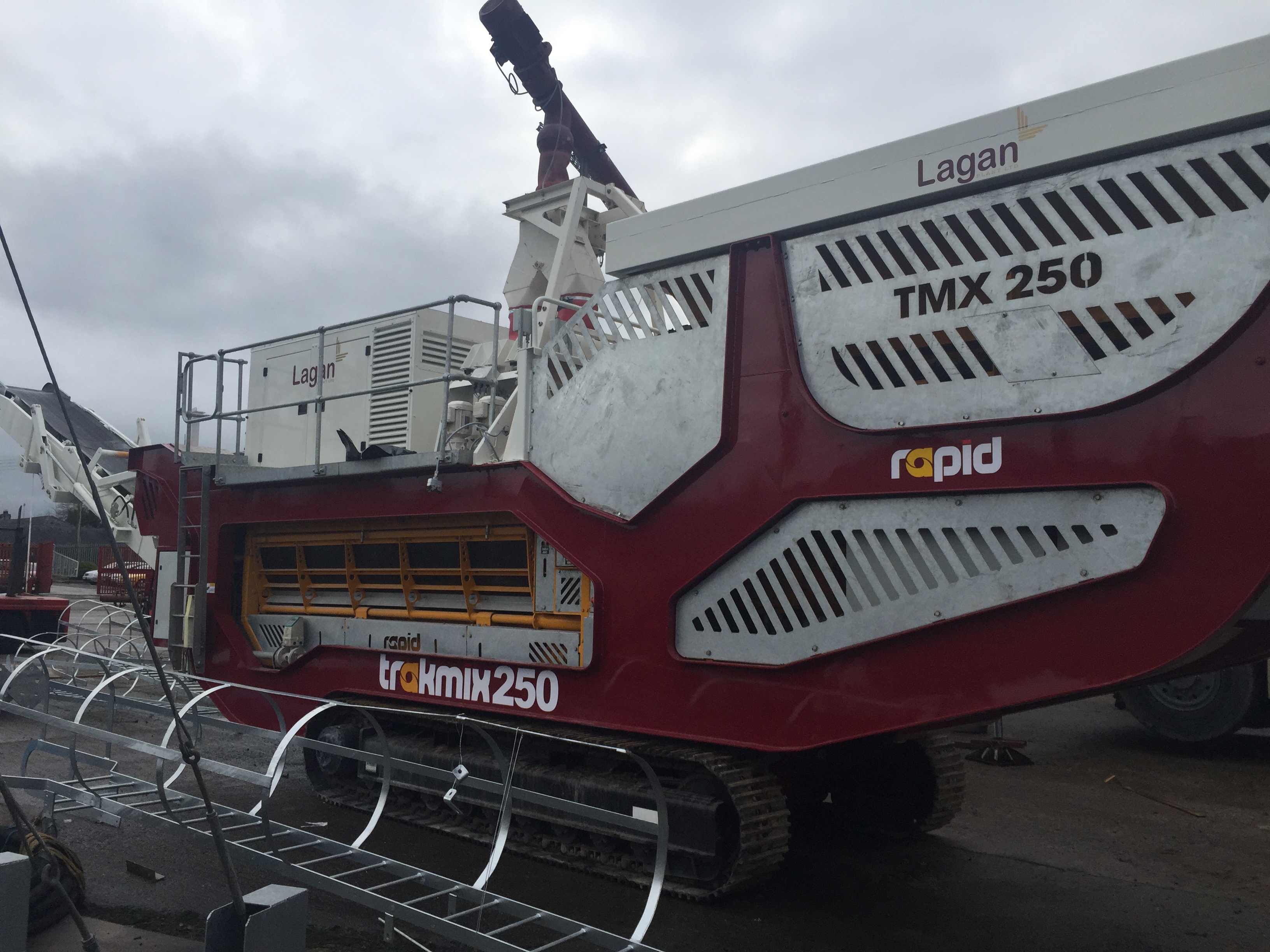 Trakmix Mobile Continuous Mixing Plant / Pugmill